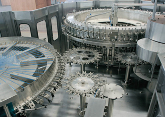 Автоматическая роторная Carbonated машина завалки напитка, 20000BPH 80 возглавляет