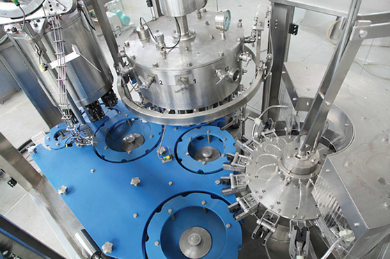 электрический Carbonated завод машины завалки питья 0.5L, 18000 BPH 11KW
